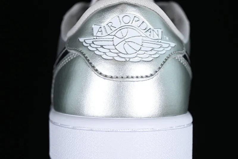 All categories Air Jordan Jordan series basketball shoes Air Jordan 1 Low Air Jordan 1 Low Golf "Gift Giving" AJ1 Joe 1 Golf Silver Low-top cultural and casual sneakers FD6848-001